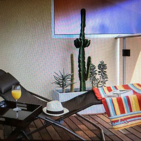 Très bel appartement vue mer à Nizza Esterno foto