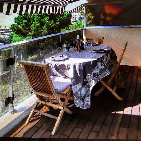 Très bel appartement vue mer à Nizza Esterno foto