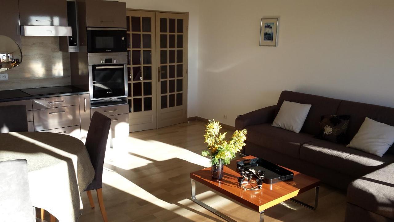 Très bel appartement vue mer à Nizza Camera foto